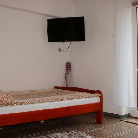 Goscinne Floks Guest house *