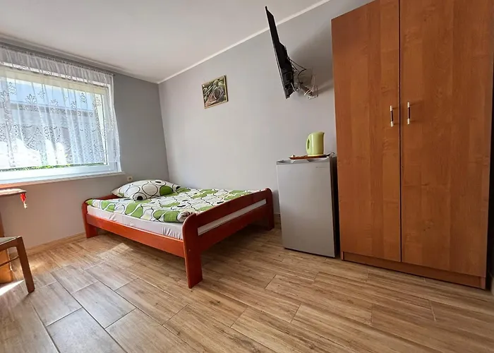 Guest house Goscinne Floks 3*